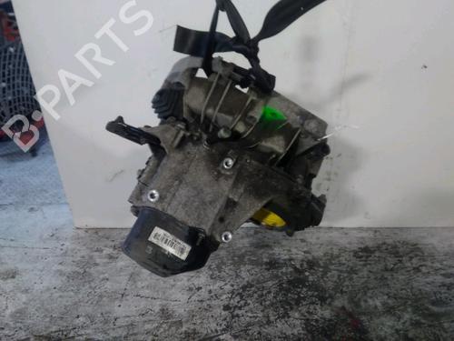 Used Gearbox Gearbox RENAULT CLIO II (BB_, CB_) 1.4 16V (B/CB0P, BB13) (98 hp) 33808852 33808852