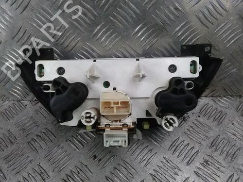 Used Climate control Climate control TOYOTA RAV 4 II (_A2_) 2.0 D 4WD (CLA20_, CLA21_, CLA20R, CLA21R) (116 hp) 11713263 11713263