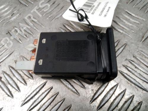 Used Warning switch Warning switch VW GOLF IV (1J1) 1.4 16V (75 hp) 13079391 13079391