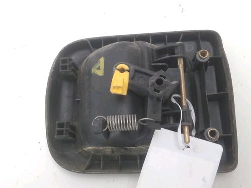 Used Front right exterior door handle RENAULT MASTER II Platform/Chassis (ED/HD/UD) 2.5 D (80 hp) 29046738