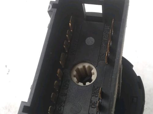 Used Headlight switch Headlight switch VW TRANSPORTER T5 Van (7HA, 7HH, 7EA, 7EH) 2.0 TDI (102 hp) 33138126 33138126