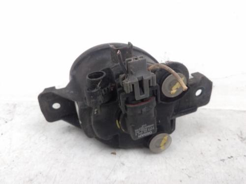 Used Left front fog light Left front fog light 15758098 15758098