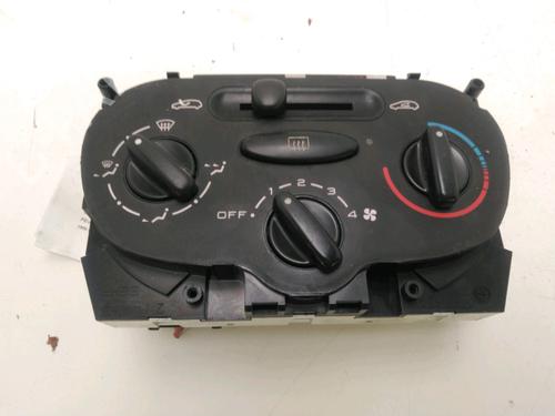 Used Climate control Climate control PEUGEOT 206 Hatchback (2A/C) 1.9 D (69 hp) 20711107 20711107