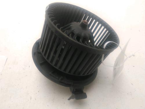 Used Heater blower motor RENAULT CLIO III Grandtour (KR0/1_) 1.5 dCi (KR0G) (68 hp) 25207696