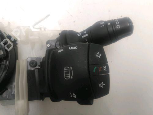 Used Steering column stalk Steering column stalk RENAULT SCÉNIC III (JZ0/1_) 1.5 dCi (110 hp) 25611303 25611303