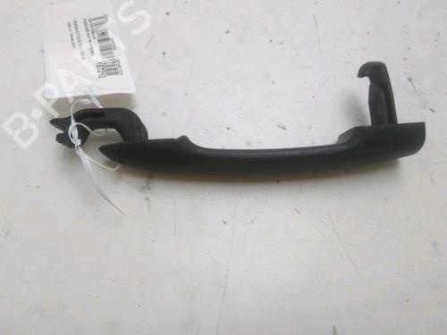 Używane Klamka zewnętrzna drzwi przednich prawych RENAULT CLIO III (BR0/1, CR0/1) 1.5 dCi (75 hp) 28033620