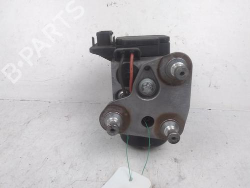 Used ABS pump MERCEDES-BENZ E-CLASS (W210) E 290 Turbo-D (210.017) (129 hp) 23180552