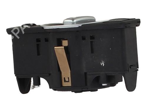 Used Headlight switch Headlight switch MERCEDES-BENZ C-CLASS T-Model (S204) C 180 CDI (204.200) (120 hp) 32715607 32715607