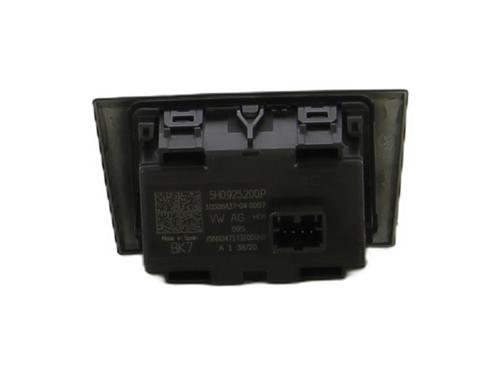 Warning switch VW CADDY V Box Body/MPV (SBA, SBH) 2.0 TDi | BP32715570I22 - Image 3