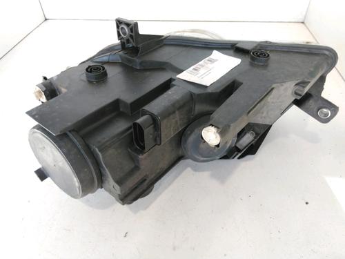 Right headlight VW PASSAT B6 (3C2) 2.0 TDI 16V | BP30188259C29 