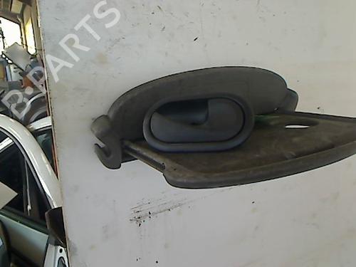Højre fortil invendig håndtag Højre fortil invendig håndtag RENAULT CLIO III (BR0/1, CR0/1) 1.5 dCi (BR17, CR17) (86 hp) 36486298 36486298