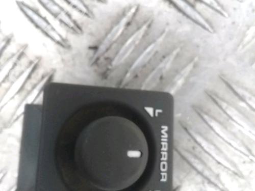 Used Mirror switch LAND ROVER FREELANDER I (L314) 2.0 Td4 4x4 (112 hp) 11534468