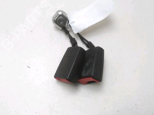 Used Seat buckle VW POLO V (6R1, 6C1) 1.4 TDI (90 hp) 18968781