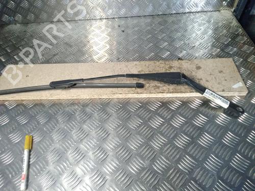 Used Front windshield wiper arm BMW 1 (E87) 118 d (136 hp) 14903061
