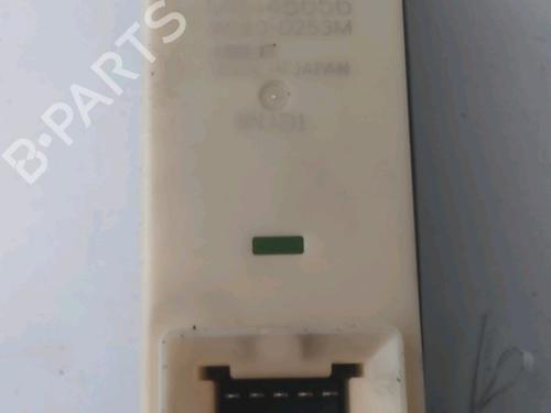 Used Left front window switch Left front window switch MITSUBISHI PAJERO III (V7_W, V6_W) 3.2 Di-D (V68W) (160 hp) 33562504 33562504