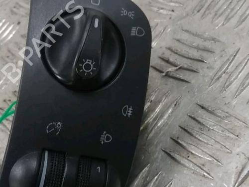 Used Headlight switch SEAT AROSA (6H1) 1.0 (50 hp) 13079949