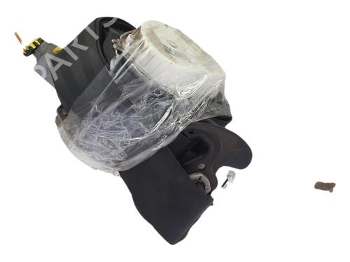 front-right-seatbelt-citroen-c3-ii-sc_-2009-39419418 main image