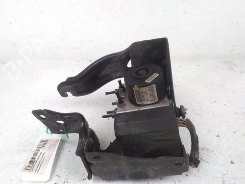 Used ABS pump PEUGEOT 207 SW (WK_) 1.6 HDi (90 hp) 15750092