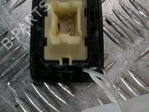 Used Switch Switch RENAULT KANGOO Express (FW0/1_) 1.5 dCi 75 (FW07, FW10, FW04) (75 hp) 17339142 17339142