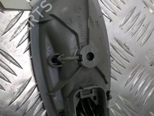 Used Front left interior door handle Front left interior door handle 13081114 13081114