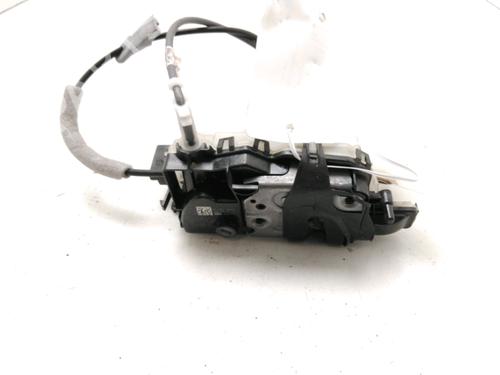 Used Front left lock Front left lock CITROËN C3 III (SX) 1.5 BlueHDi 100 (SXYHYP, SXYHTU) (102 hp) 30825353 30825353