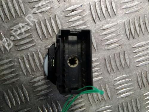 Used Headlight switch Headlight switch VW PASSAT B5.5 Variant (3B6) 2.5 TDI (163 hp) 11833507 11833507