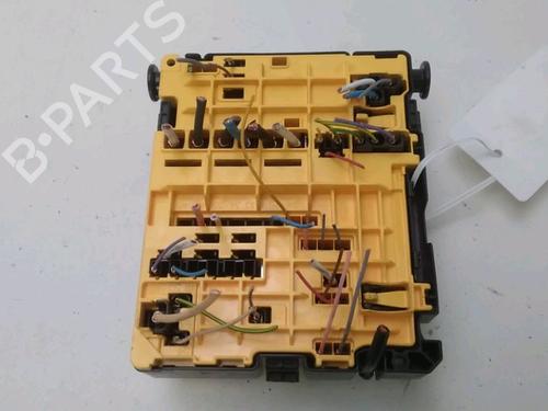 Used Fuse box Fuse box PEUGEOT 2008 I (CU_) 1.6 HDi (92 hp) 19653583 19653583
