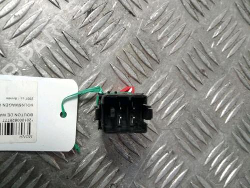 Used Warning switch VW CADDY III MPV (2KB, 2KJ, 2CB, 2CJ) 1.9 TDI (105 hp) 23180602