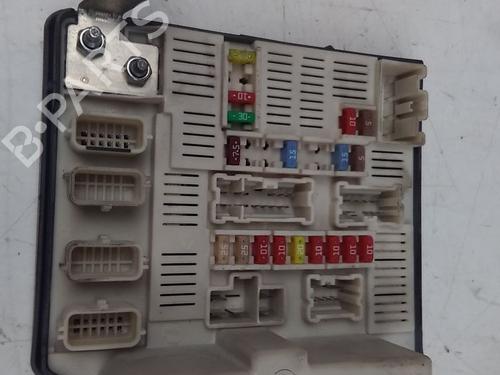 Used Fuse box Fuse box RENAULT MEGANE II Estate (KM0/1_) 1.5 dCi (KM1F) (86 hp) 15747882 15747882