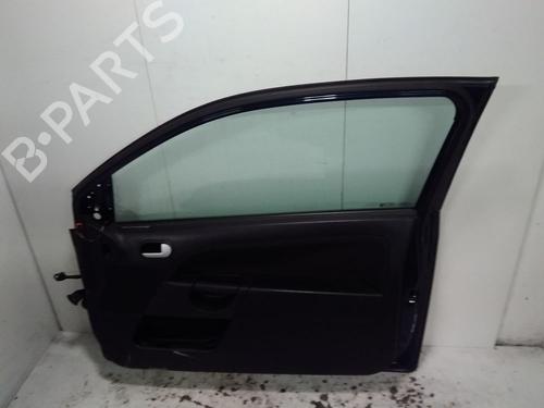 Used Right front door Right front door 15754601 15754601