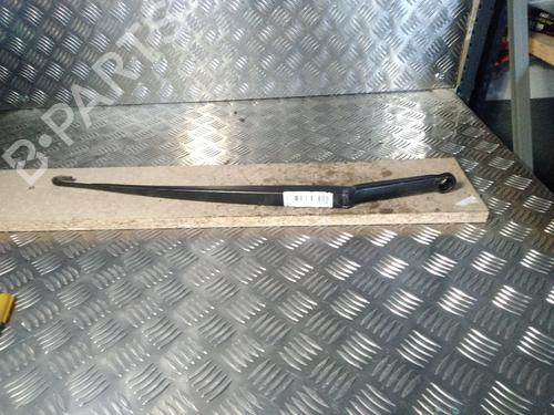 Used Front windshield wiper arm BMW 3 (E46) 318 i (118 hp) 23181883