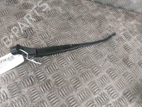 Used Front windshield wiper arm Front windshield wiper arm 18206726 18206726