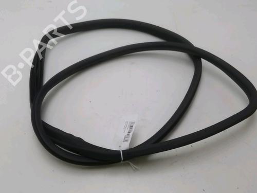 Used Rubber door seal SKODA FABIA II (542) 1.9 TDI (105 hp) 20128790