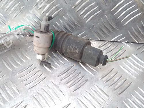 Used Washer pump Washer pump VW GOLF PLUS V (5M1, 521) 1.9 TDI (105 hp) 14904324 14904324
