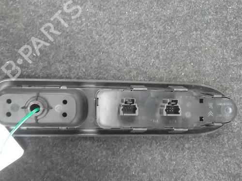 Used Left front window switch PEUGEOT 407 SW (6E_, 6D_) 2.0 HDi 135 (136 hp) 15755914
