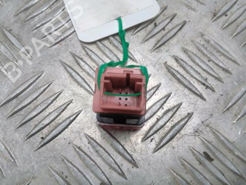 Used Warning switch CITROËN C3 Picasso (SH_) 1.6 HDi (90 hp) 13118953