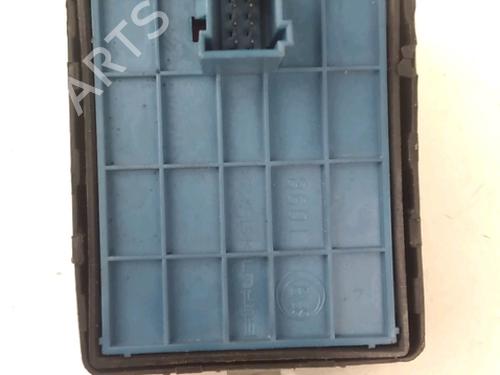 Used Left front window switch PEUGEOT BIPPER (AA_) 1.4 HDi (68 hp) 31179605