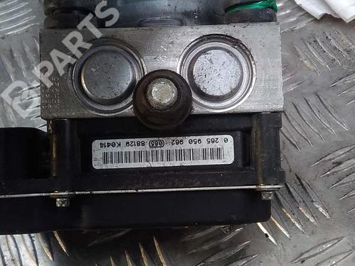 Used ABS pump CITROËN C4 Picasso I MPV (UD_) 1.6 HDi (109 hp) 11523147