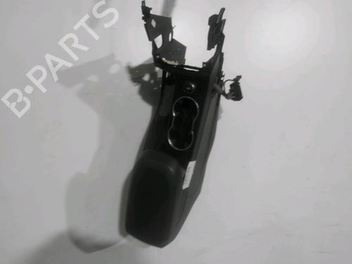 Console centrale Console centrale FORD KUGA II (DM2) 2.0 TDCi (140 hp) 30117840 30117840