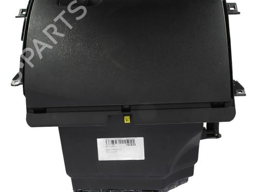 Used Glove box Glove box RENAULT MEGANE IV Hatchback (B9A/M/N_) 1.5 Blue dCi 115 (B9A6) (116 hp) 32277220 32277220