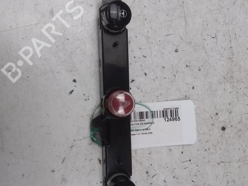 Used Warning switch Warning switch FIAT 500 (312_) 1.2 (312AXA1A) (69 hp) 15750671 15750671