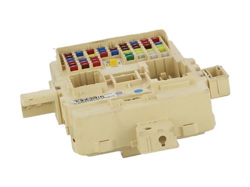 Used Fuse box Fuse box HYUNDAI TUCSON (TL, TLE) 1.7 CRDi (116 hp) 32200607 32200607