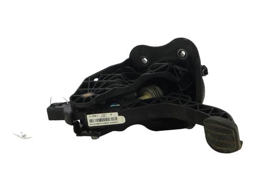 Used Clutch pedal Clutch pedal CITROËN C4 Picasso II 1.2 THP 130 (130 hp) 40241972 40241972