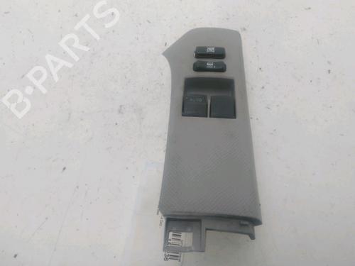 Used Left front window switch Left front window switch TOYOTA YARIS (_P9_) 1.4 D-4D (NLP90_, NLP90R) (90 hp) 27394766 27394766