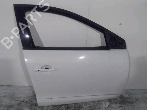 right-front-door-renault-megane-iii-hatchback-bz01_-b3_-2008-33680214 main image