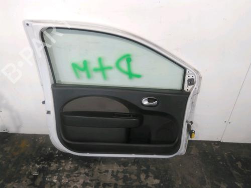 Used Left front door RENAULT TWINGO II (CN0_) 1.2 16V (CN0K, CN0V, CN0A) (76 hp) 29740413
