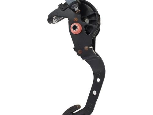 Used Clutch pedal Clutch pedal RENAULT CLIO II (BB_, CB_) 1.4 16V (B/CB0P, BB13) (98 hp) 33808860 33808860