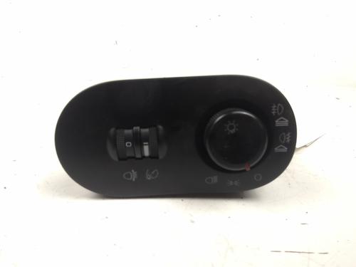 Used Headlight switch SEAT IBIZA III (6L1) 1.4 TDI (70 hp) 15751923