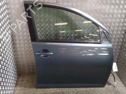 Porta anteriore destra DAIHATSU SIRION (M3_) 1.3 (M301) (91 hp) 13081240