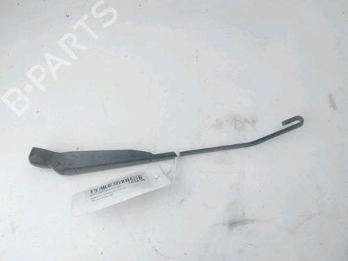 Used Rear windshield wiper arm Rear windshield wiper arm RENAULT KANGOO Express (FC0/1_) 1.5 dCi (FC1G) (84 hp) 39660256 39660256